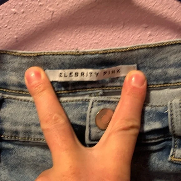 high waisted white washed distressed jeans - Picture 2 of 4